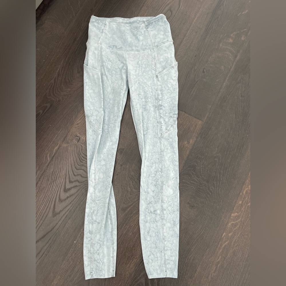 light blue lululemon leggings